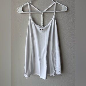 Nike One Dri-Fit Elastika Standard Fit White Tank Top. Women’s Size Large